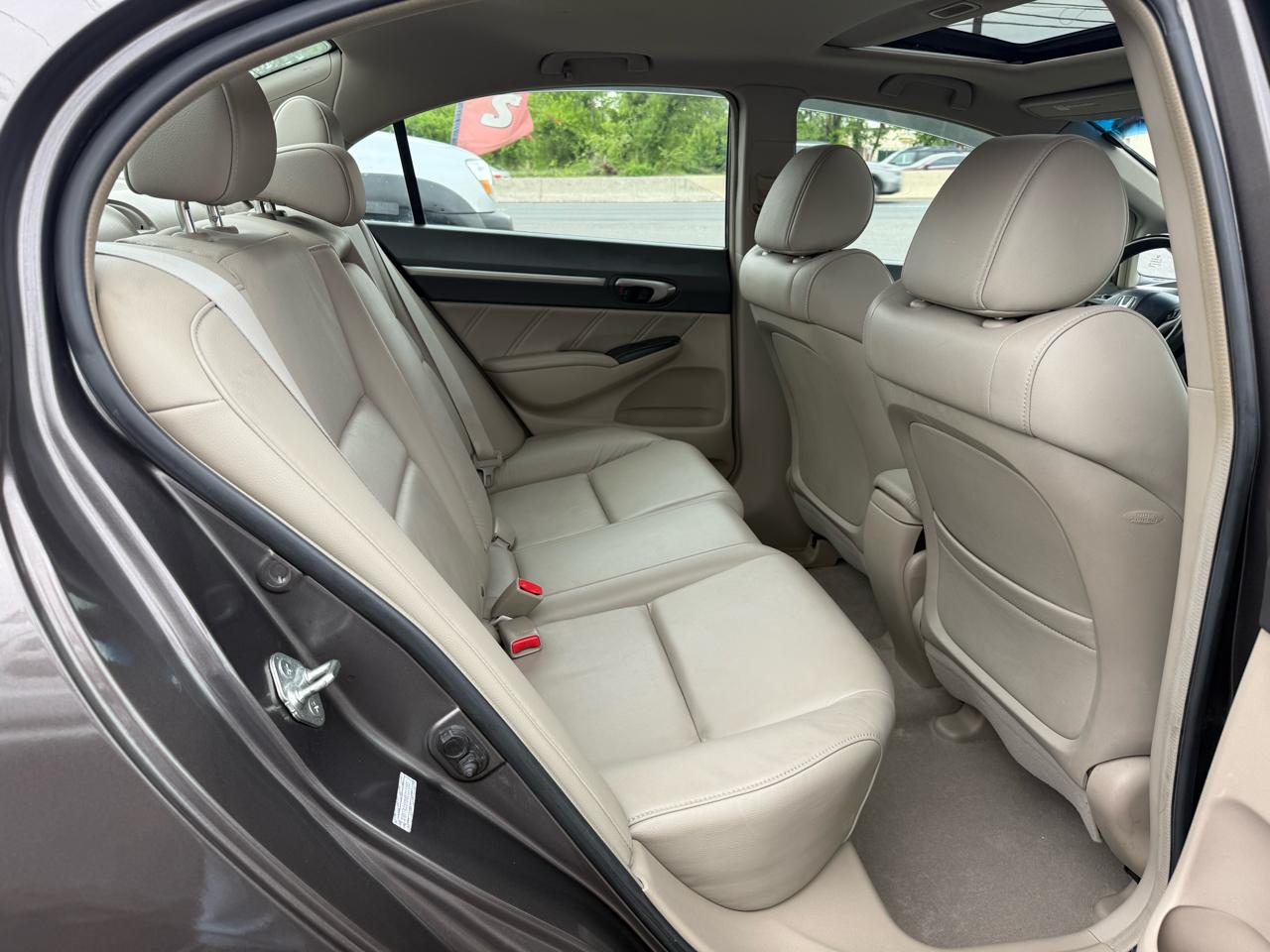 Honda Civic EX-L Sedan 5-Speed AT 2009