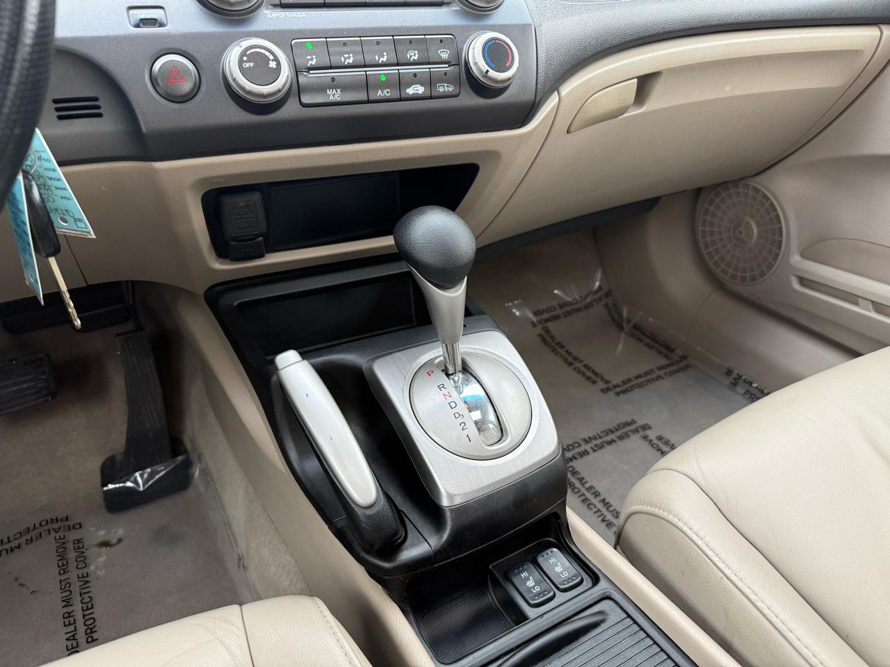 Honda Civic EX-L Sedan 5-Speed AT 2009