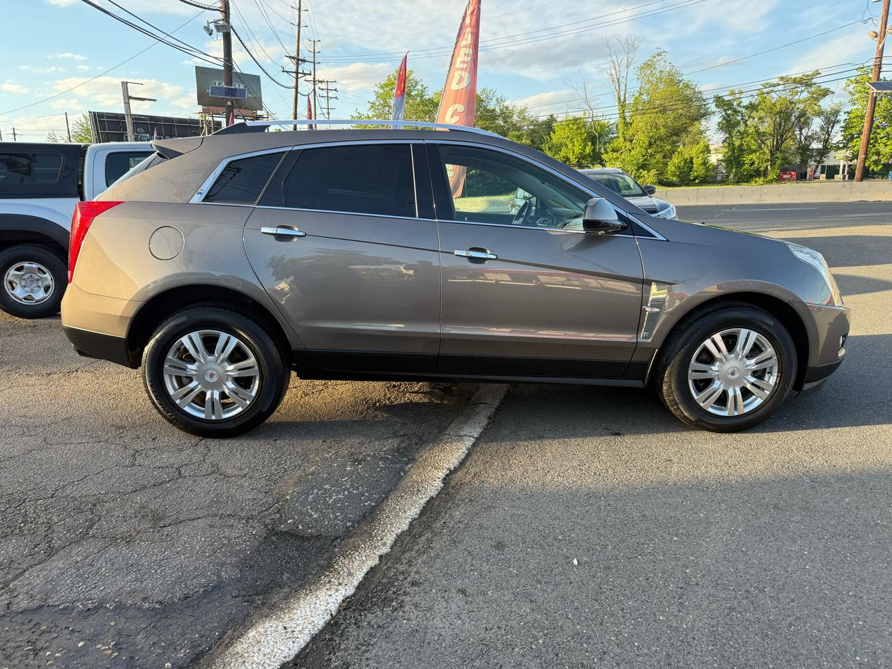 Cadillac SRX Luxury Collection AWD 2011