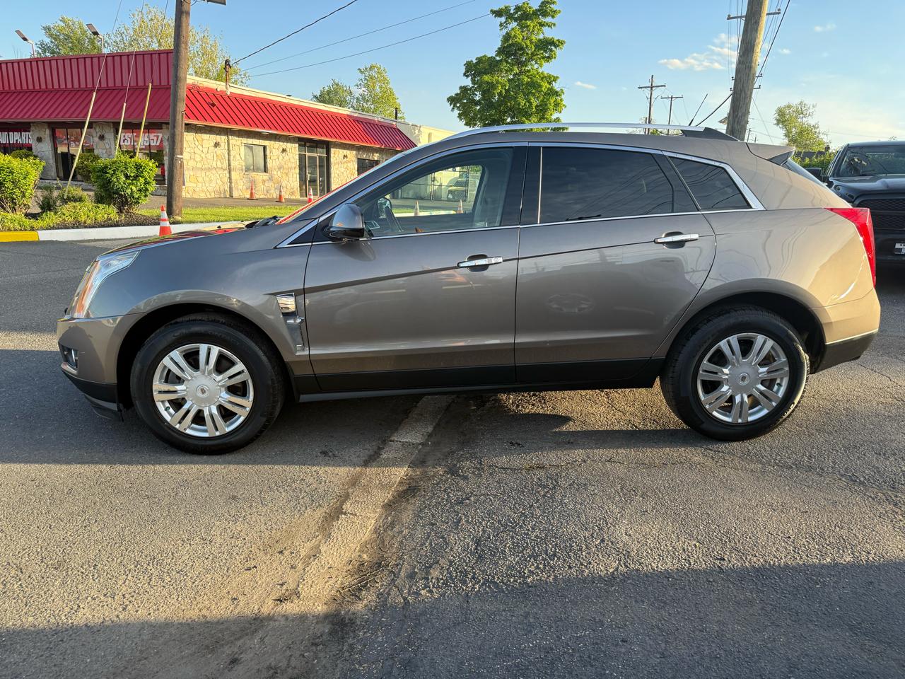 Cadillac SRX Luxury Collection AWD 2011