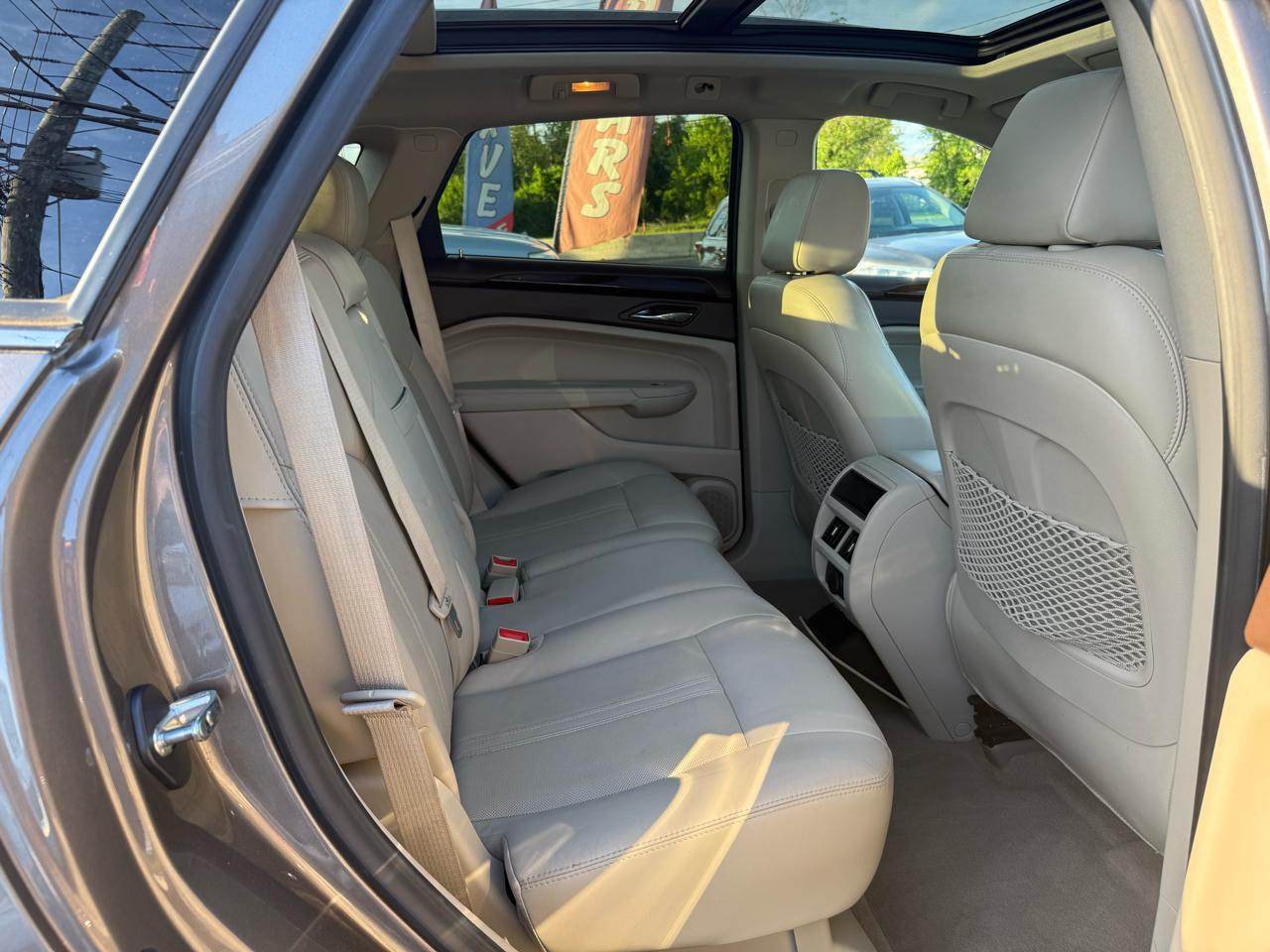 Cadillac SRX Luxury Collection AWD 2011