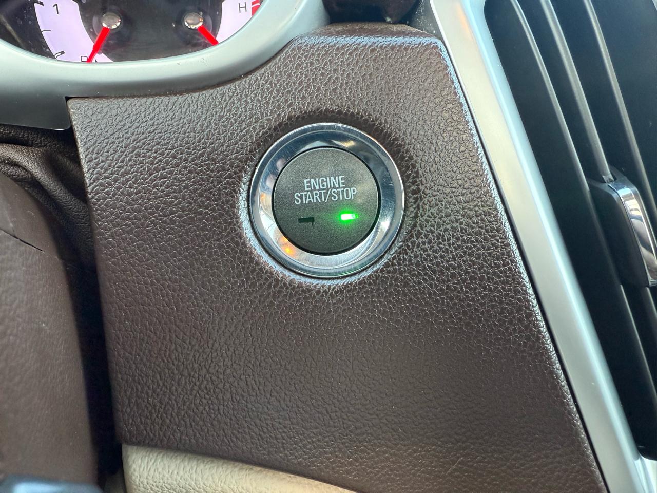 Cadillac SRX Luxury Collection AWD 2011