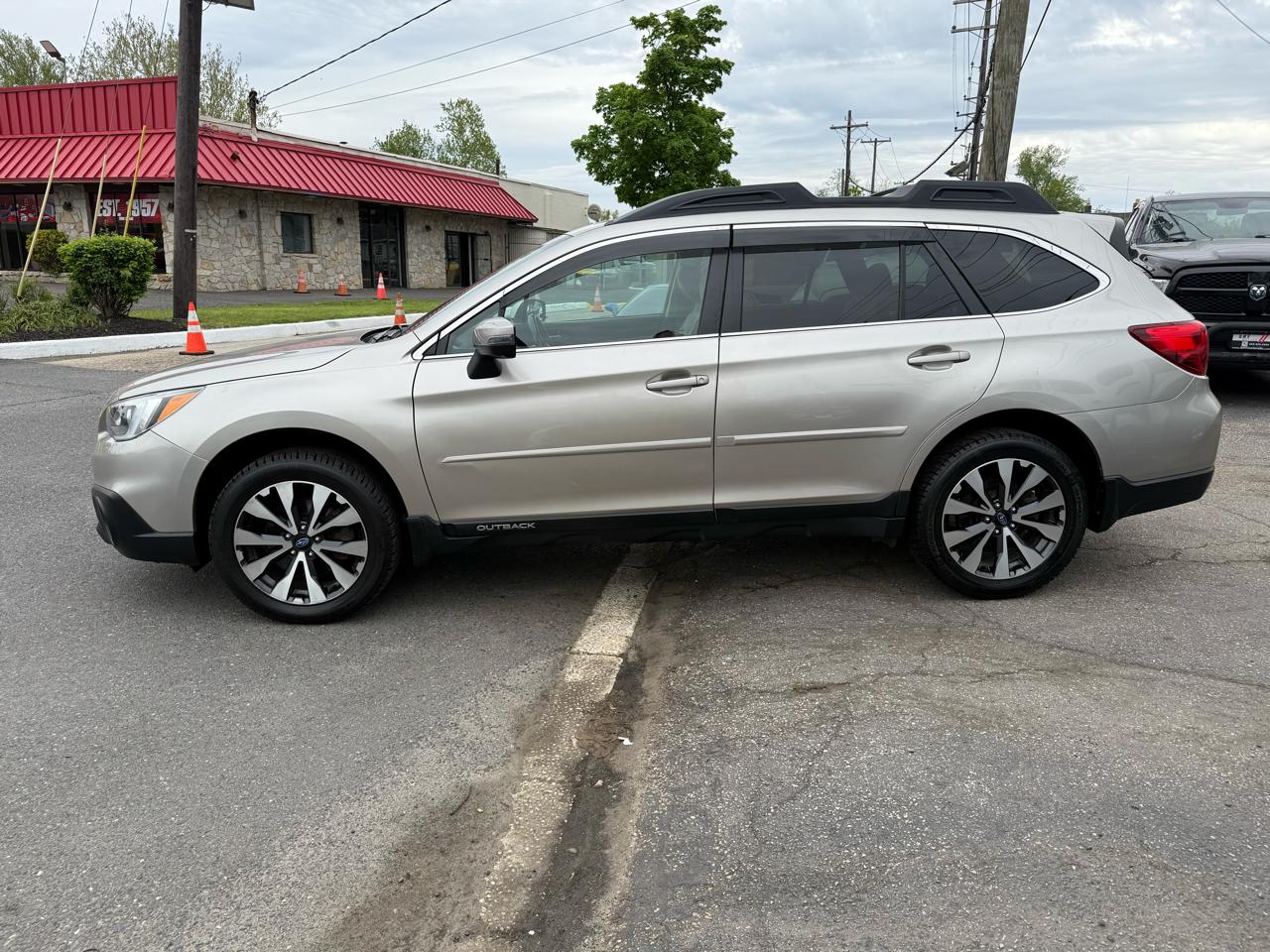 Subaru Outback 2.5i Limited 2017