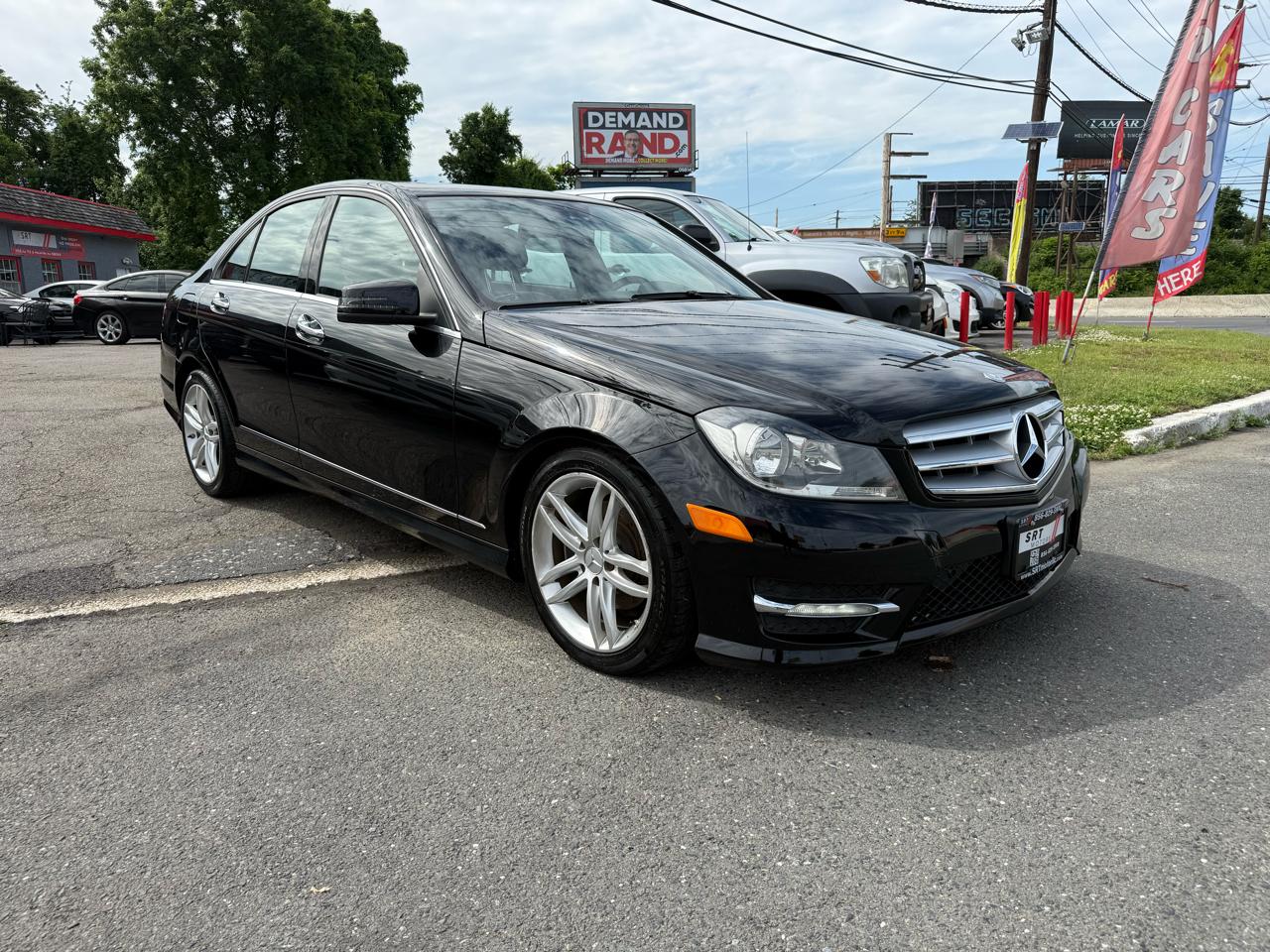 Mercedes-Benz C-Class C300 4MATIC Luxury Sedan 2012
