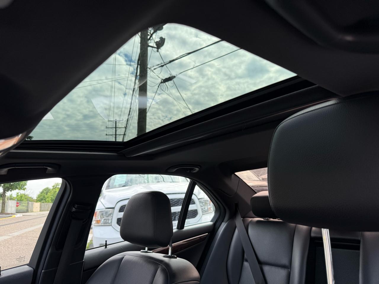 Mercedes-Benz C-Class C300 4MATIC Luxury Sedan 2012