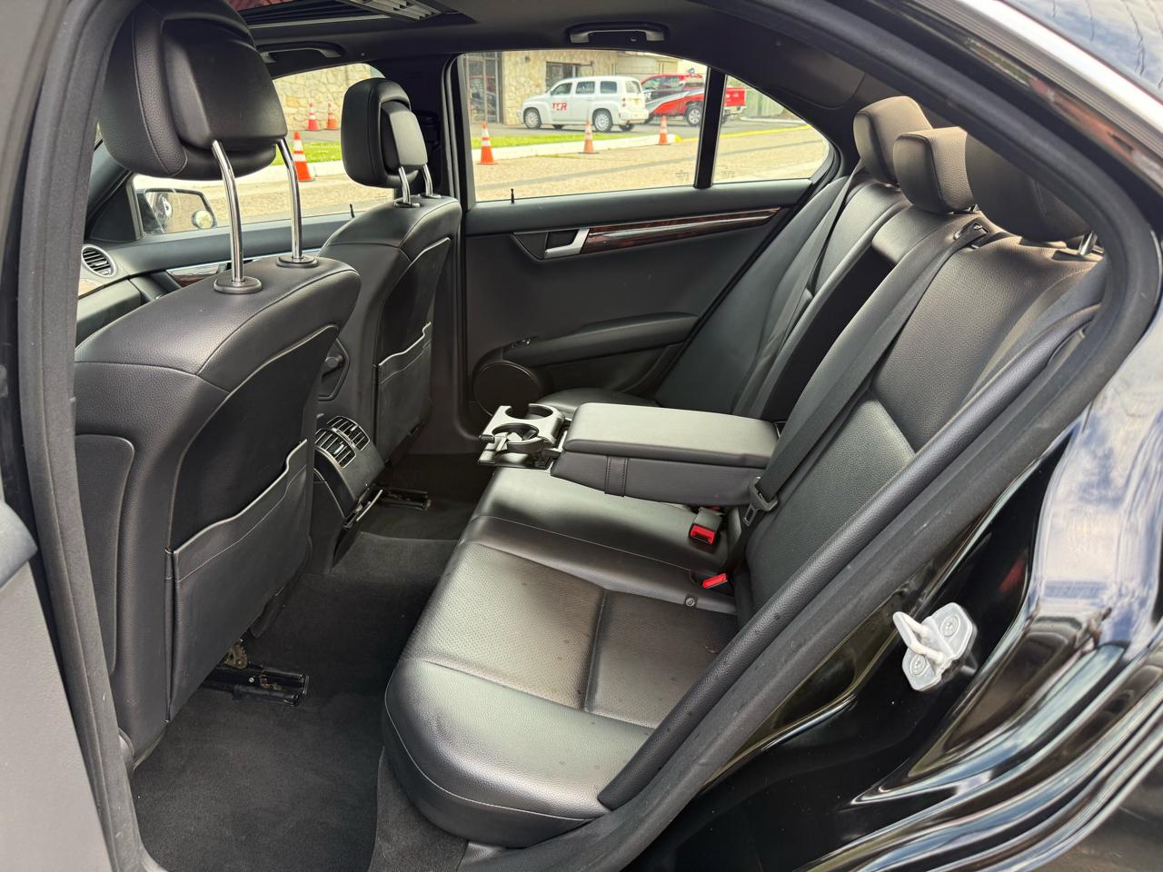 Mercedes-Benz C-Class C300 4MATIC Luxury Sedan 2012