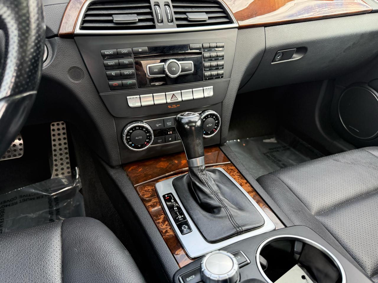 Mercedes-Benz C-Class C300 4MATIC Luxury Sedan 2012
