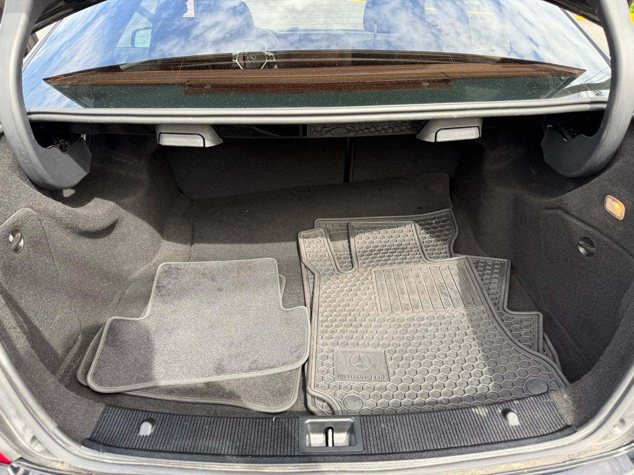 Mercedes-Benz C-Class C300 4MATIC Luxury Sedan 2012