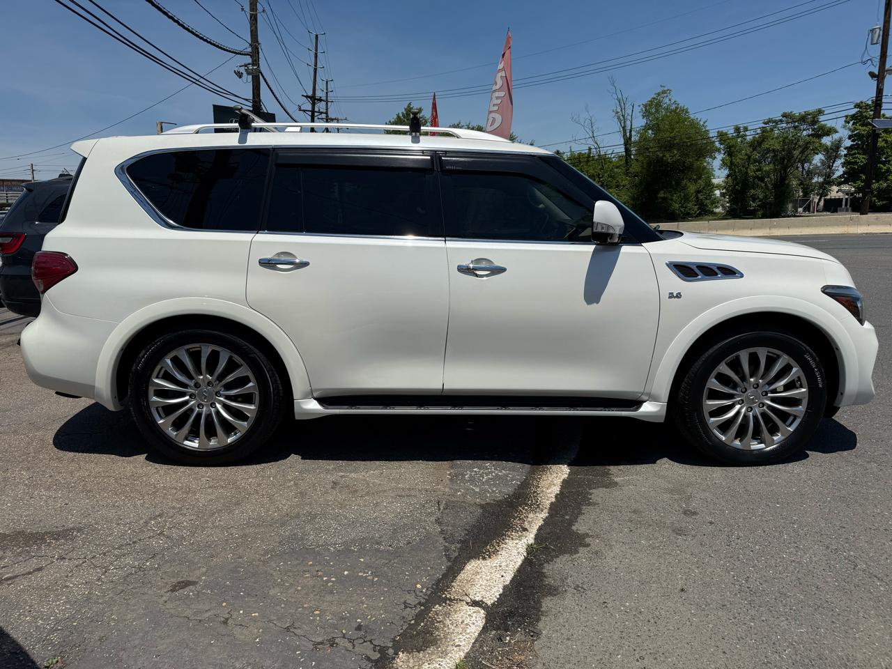 Infiniti QX80 4WD 2015