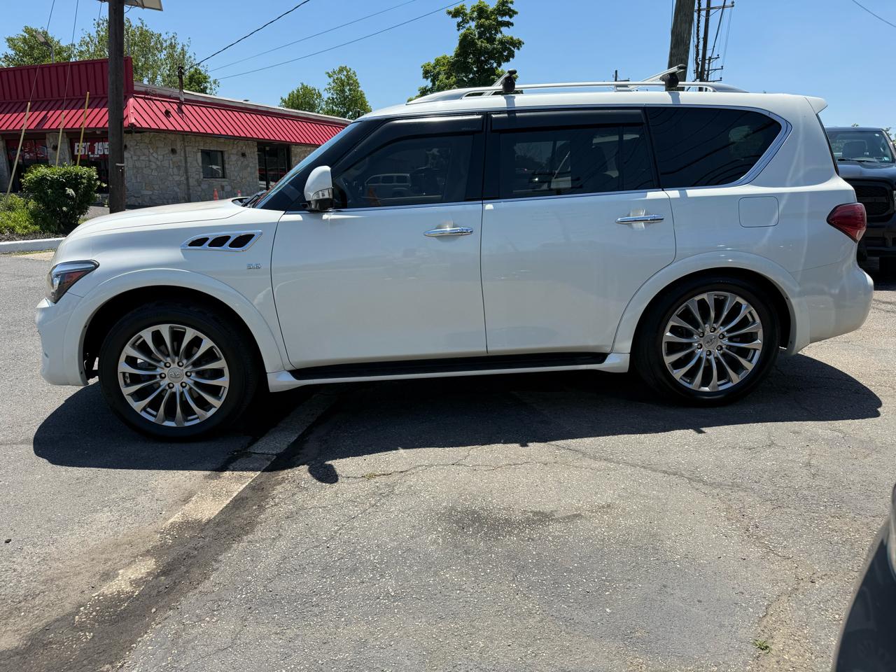 Infiniti QX80 4WD 2015