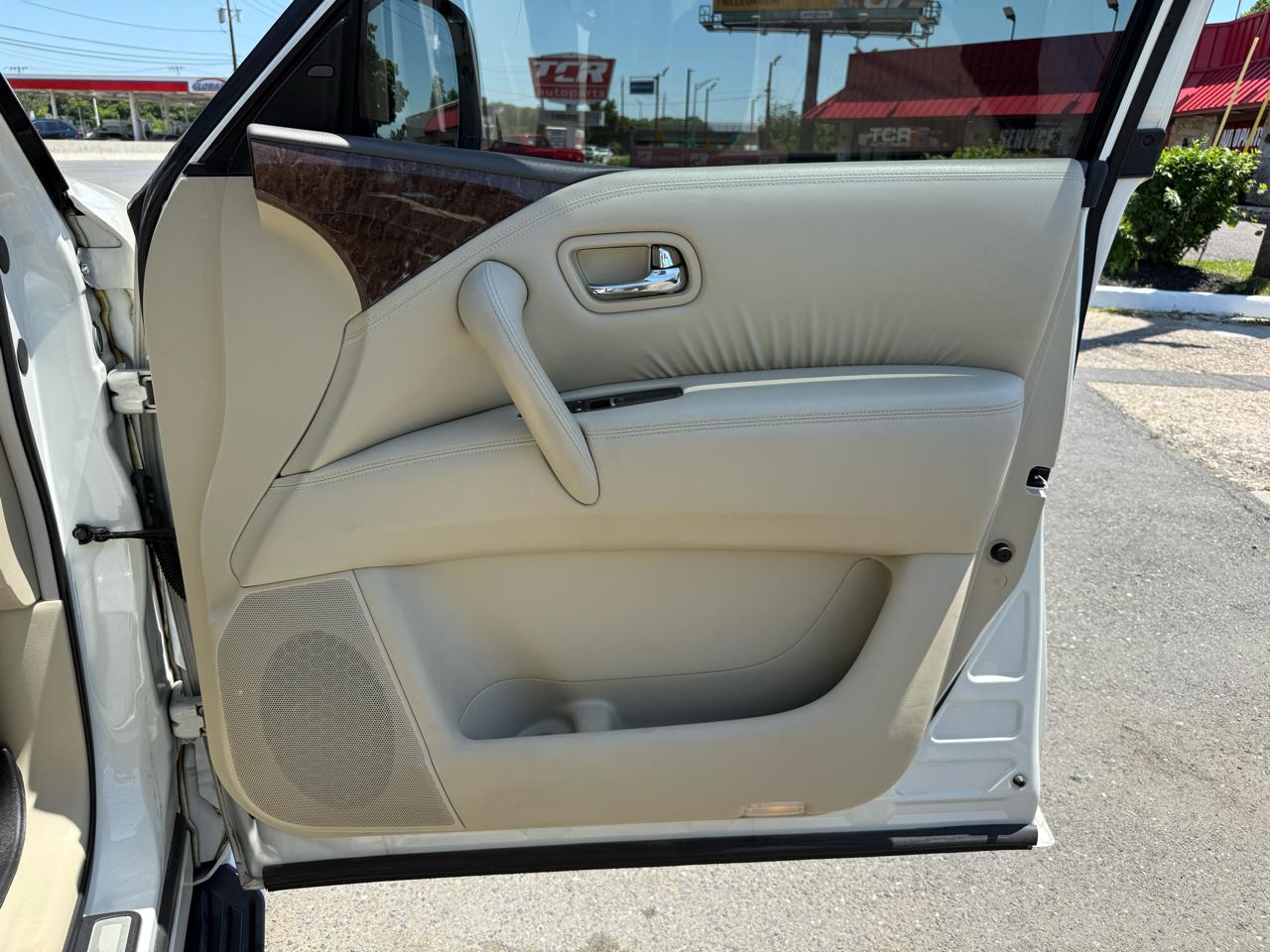 Infiniti QX80 4WD 2015