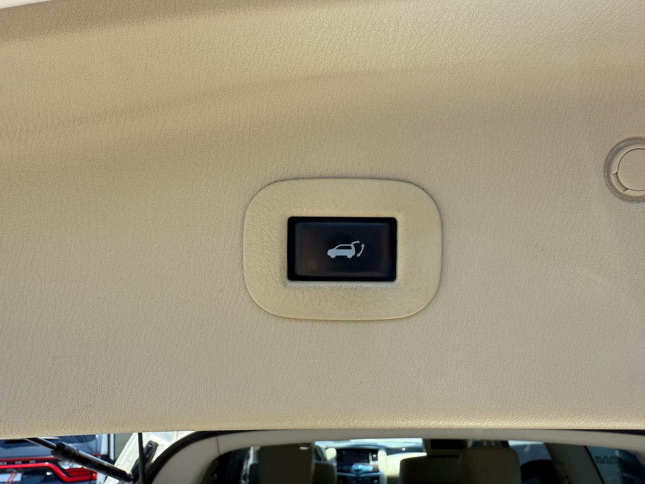 Infiniti QX80 4WD 2015