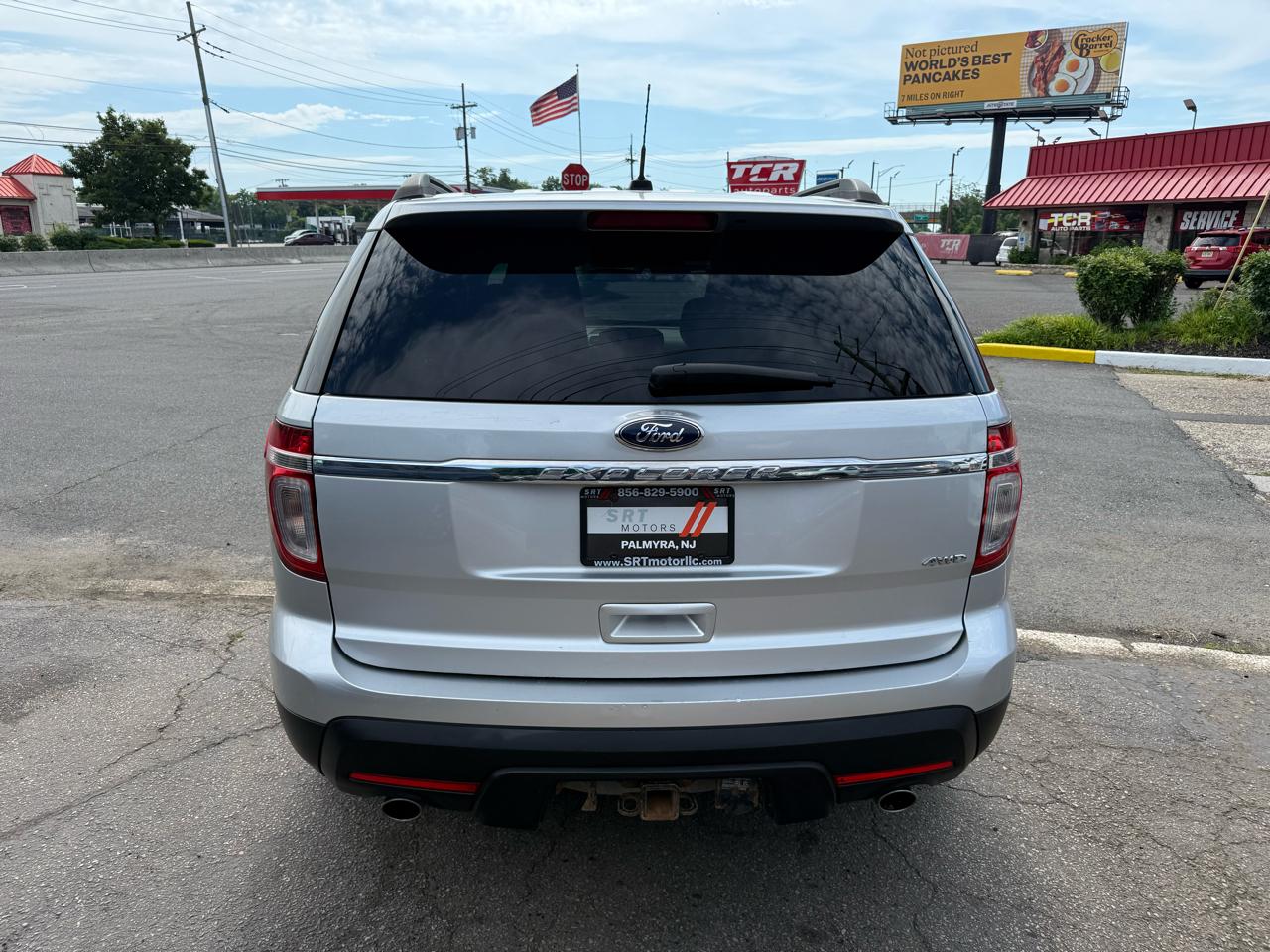 Ford Explorer Base 4WD 2013