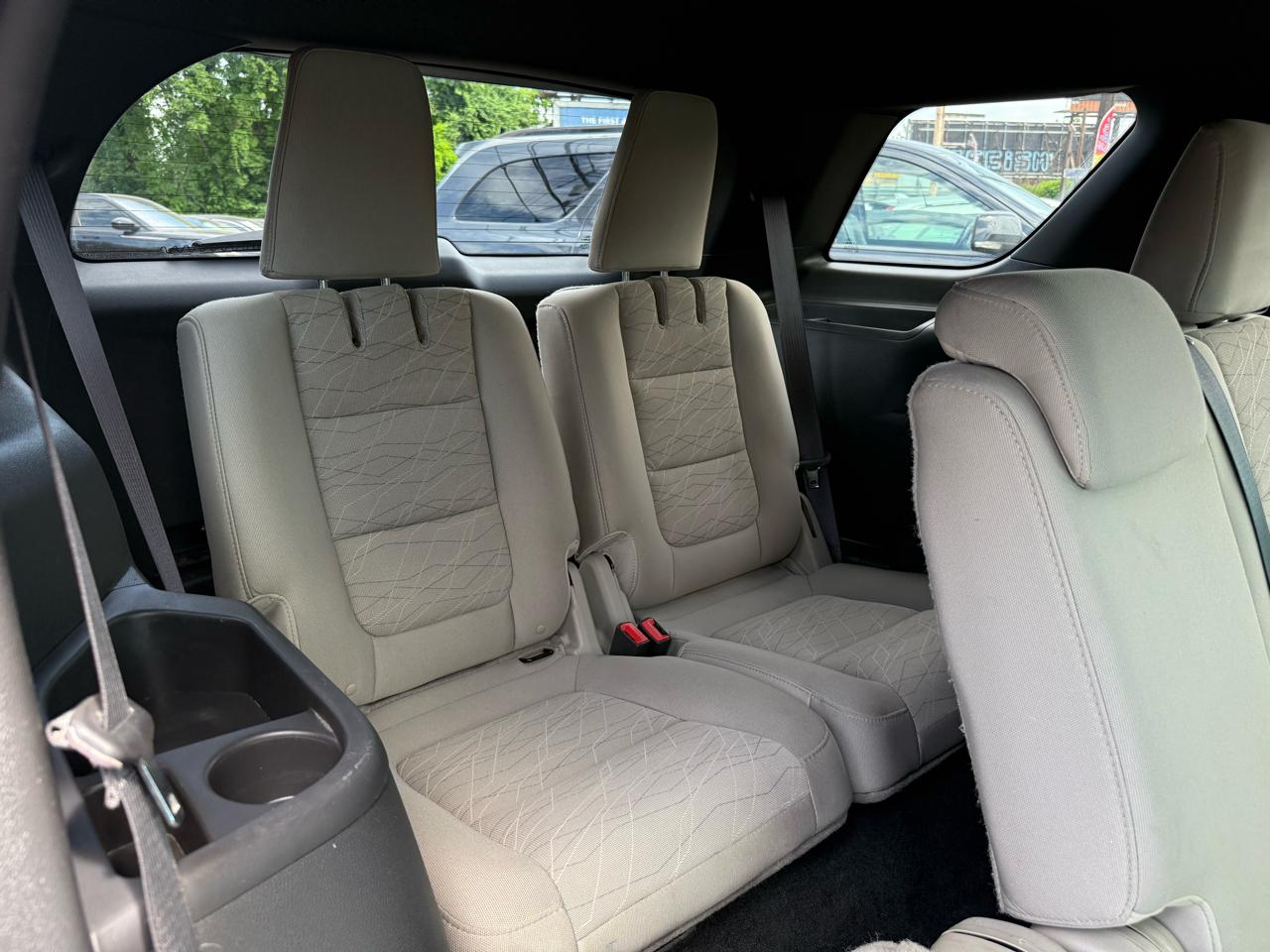 Ford Explorer Base 4WD 2013
