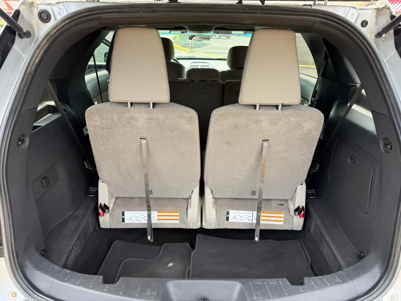 Ford Explorer Base 4WD 2013