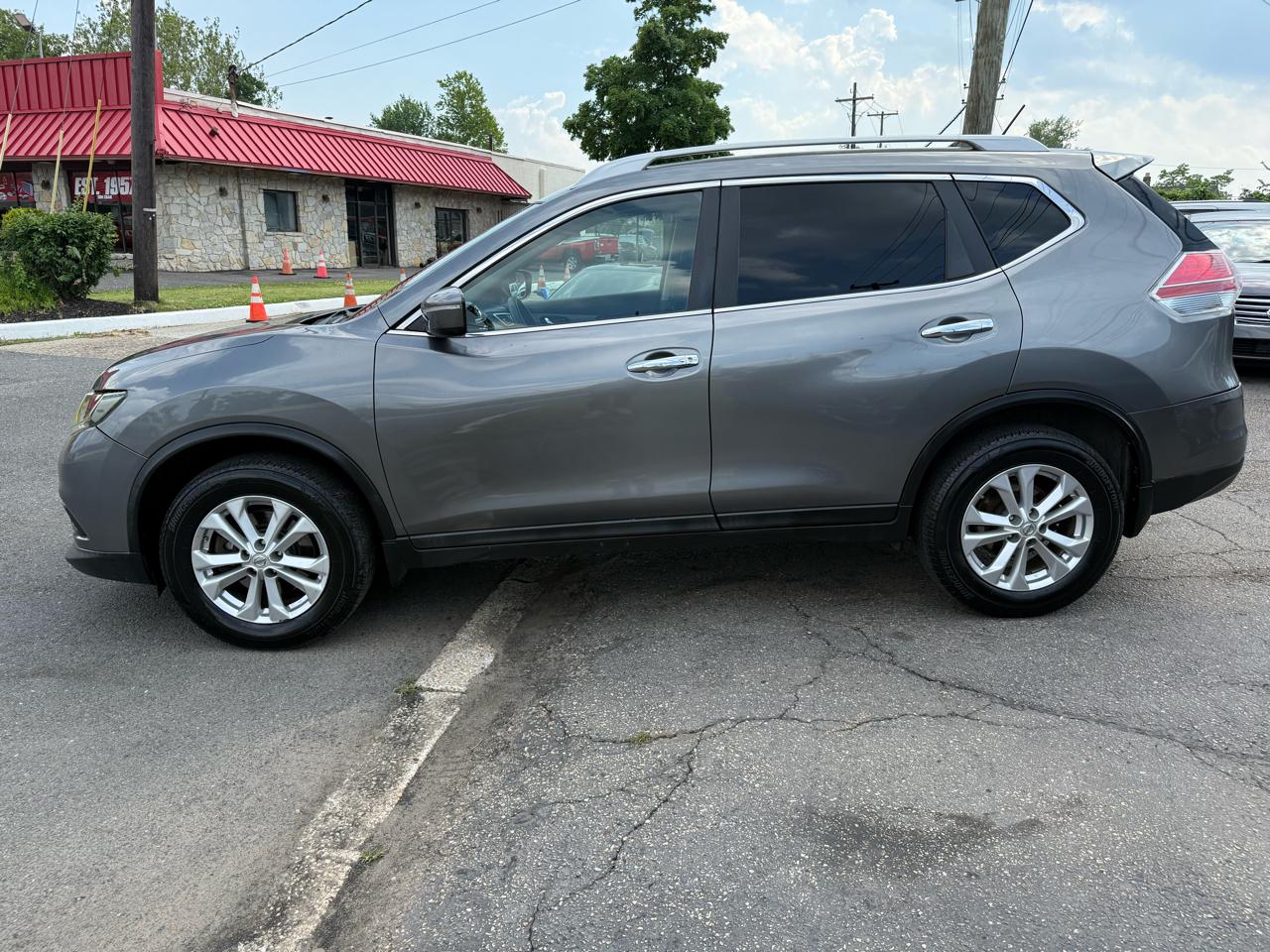 Nissan Rogue AWD SV 2014