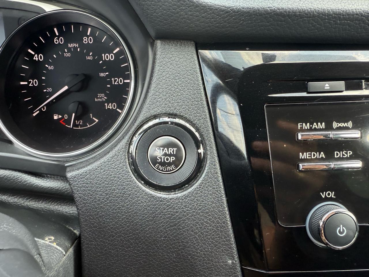 Nissan Rogue AWD SV 2014