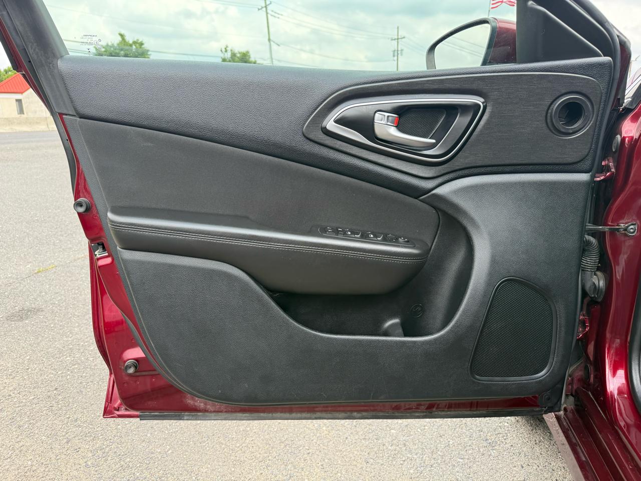 Chrysler 200 LX 2016