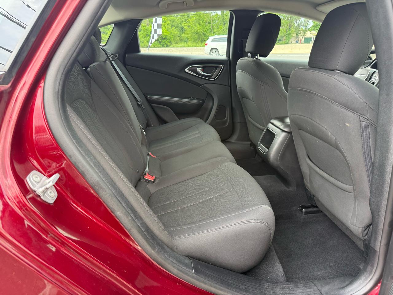 Chrysler 200 LX 2016