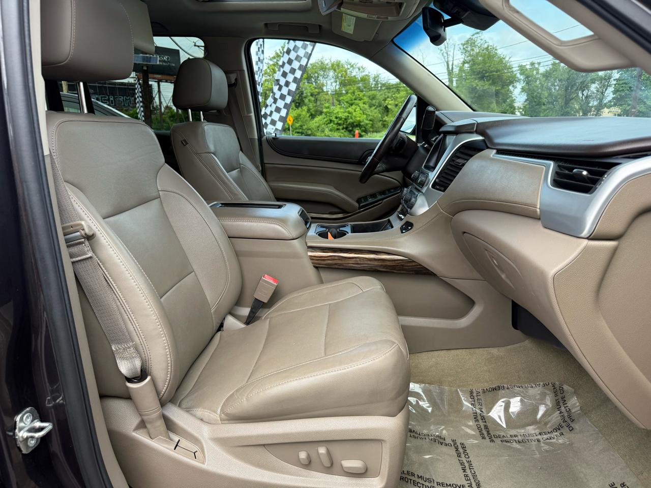 GMC Yukon XL SLT 1/2 Ton 4WD 2015