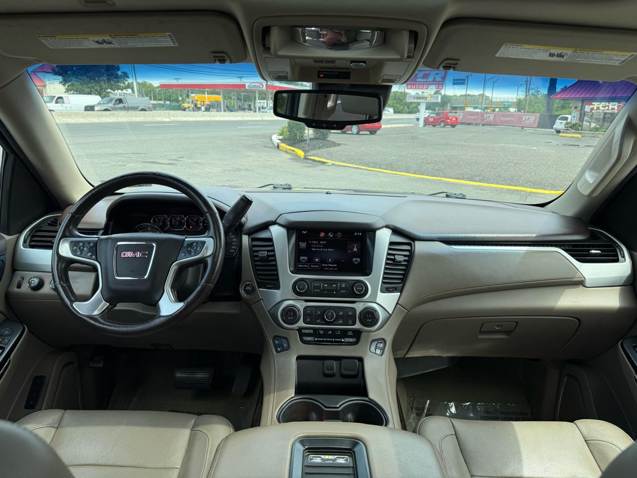 GMC Yukon XL SLT 1/2 Ton 4WD 2015
