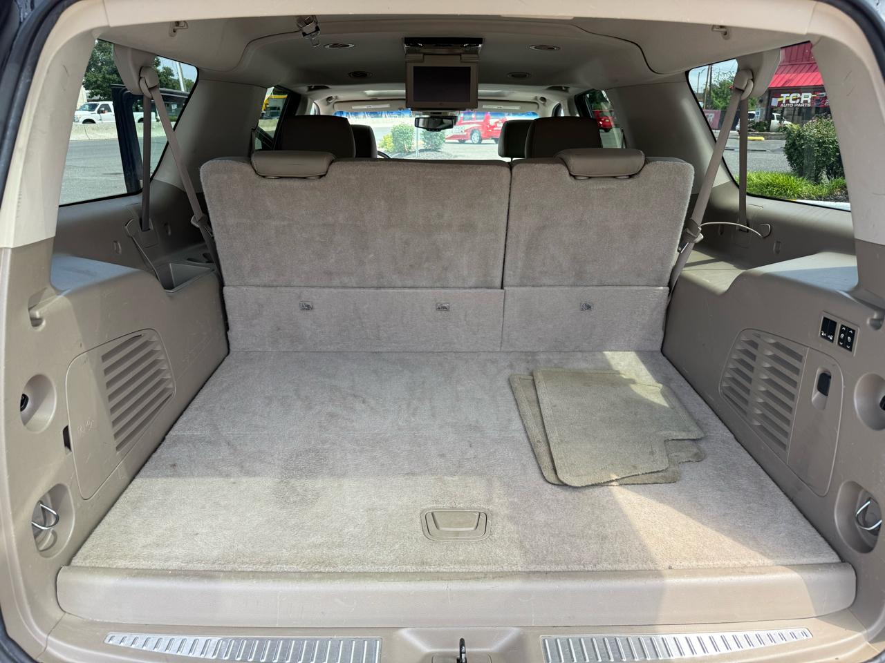 GMC Yukon XL SLT 1/2 Ton 4WD 2015