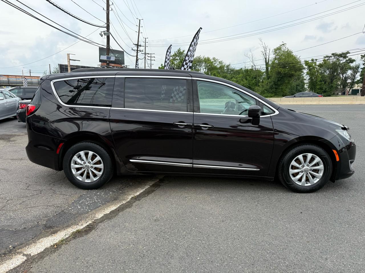 Chrysler Pacifica Touring-L 2017