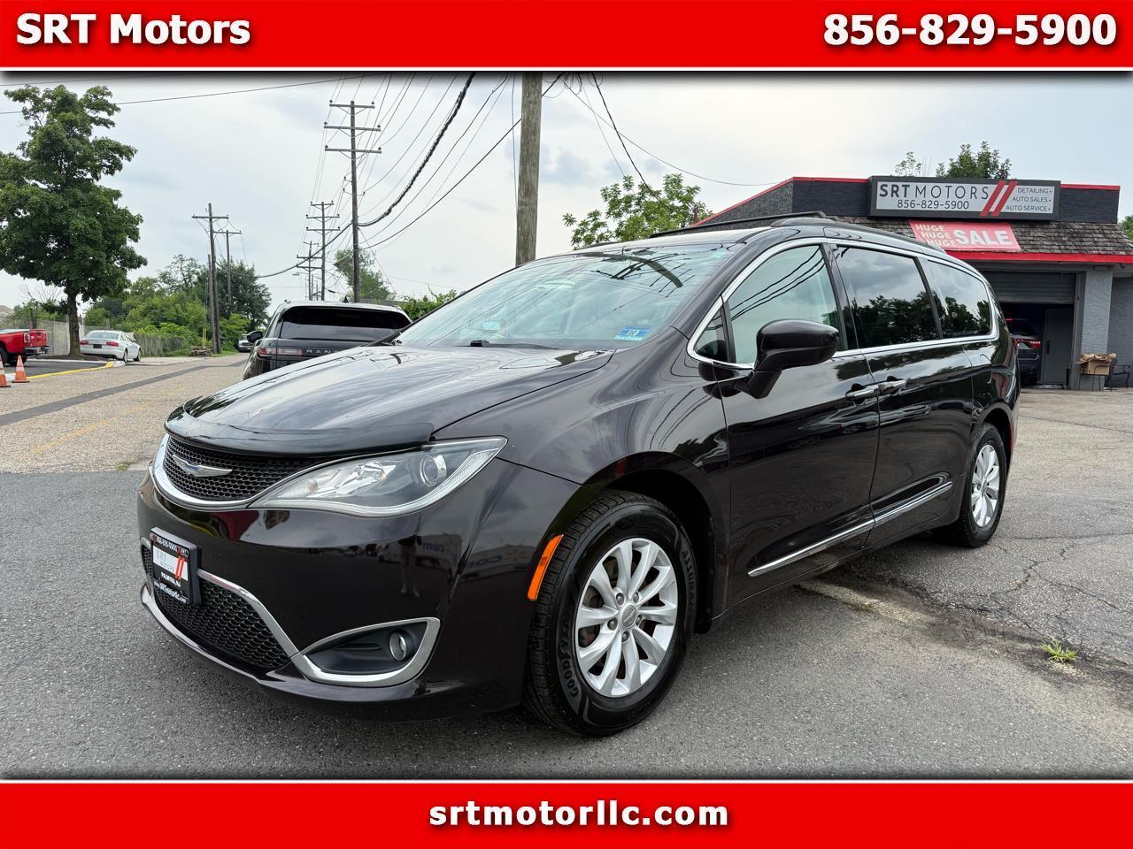 Chrysler Pacifica Touring-L 2017