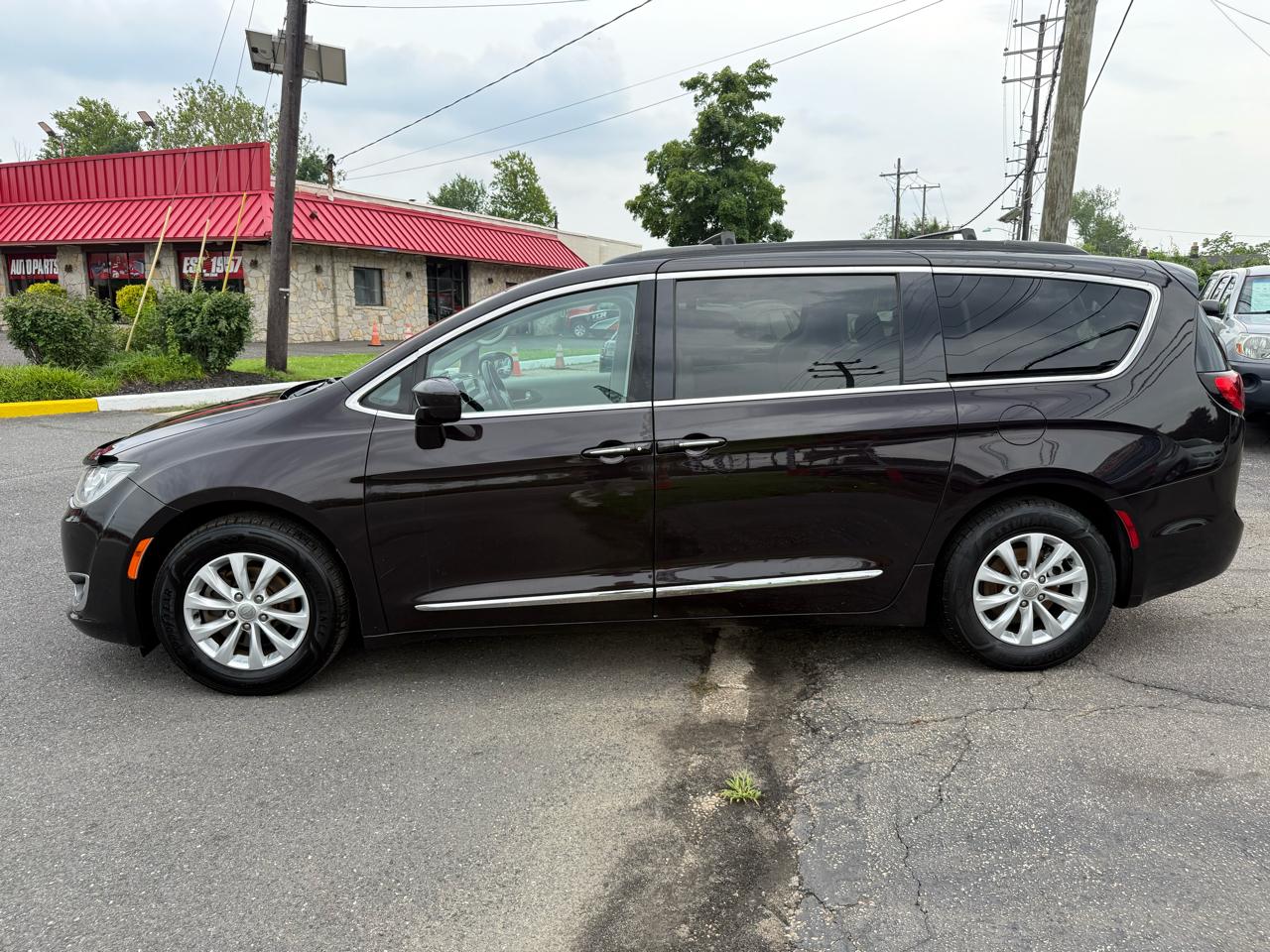 Chrysler Pacifica Touring-L 2017