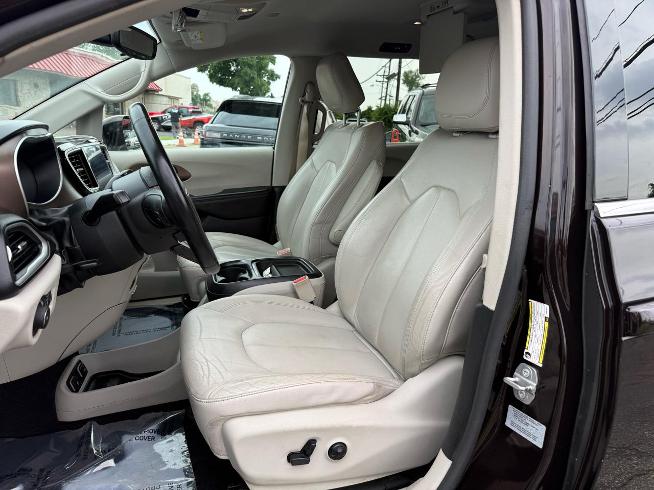 Chrysler Pacifica Touring-L 2017