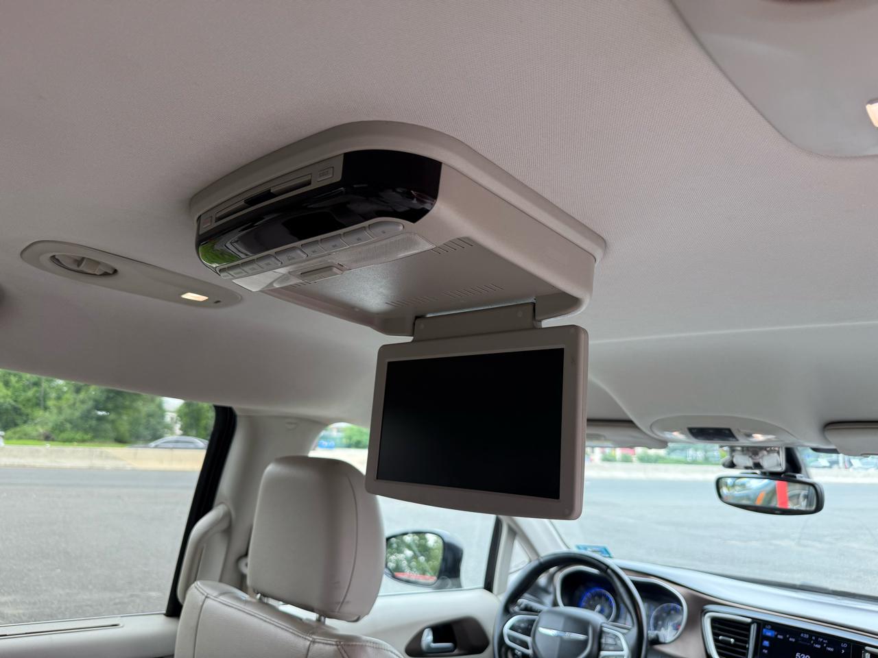 Chrysler Pacifica Touring-L 2017