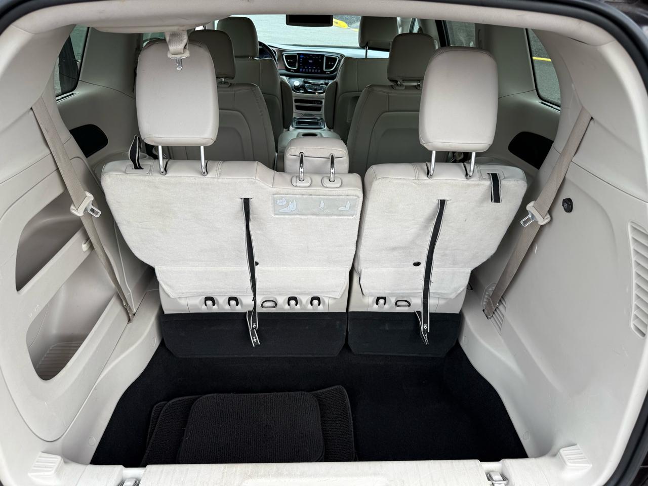 Chrysler Pacifica Touring-L 2017