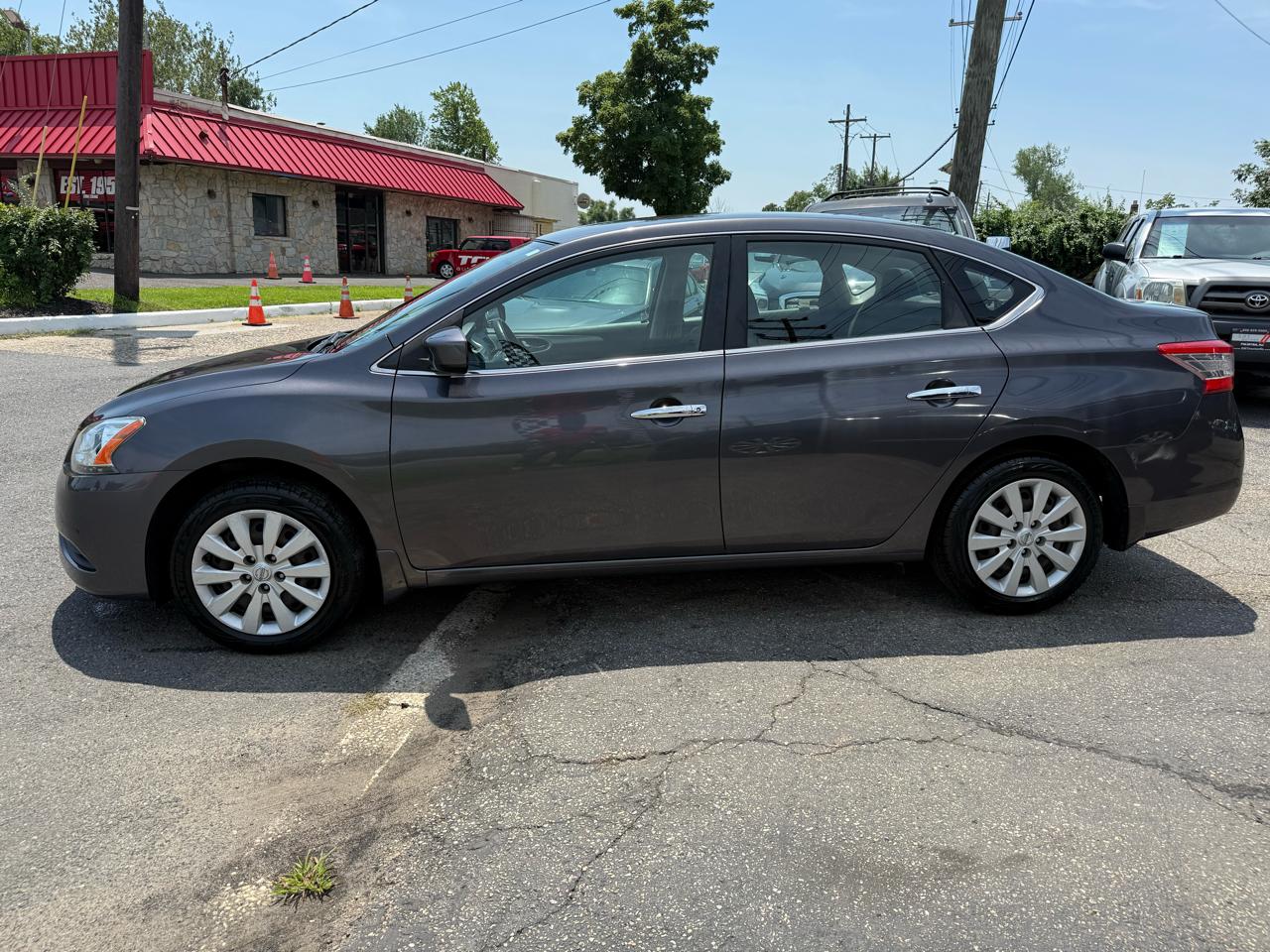 Nissan Sentra SV 4D Sedan 2015