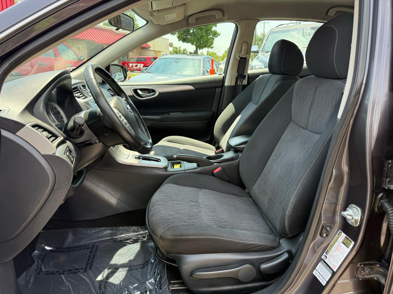 Nissan Sentra SV 4D Sedan 2015
