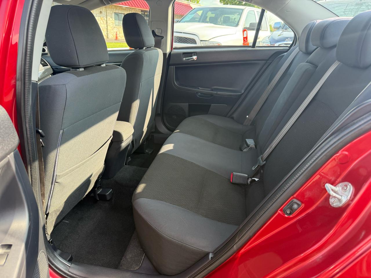 Mitsubishi Lancer 4dr Sdn ES Auto 2017