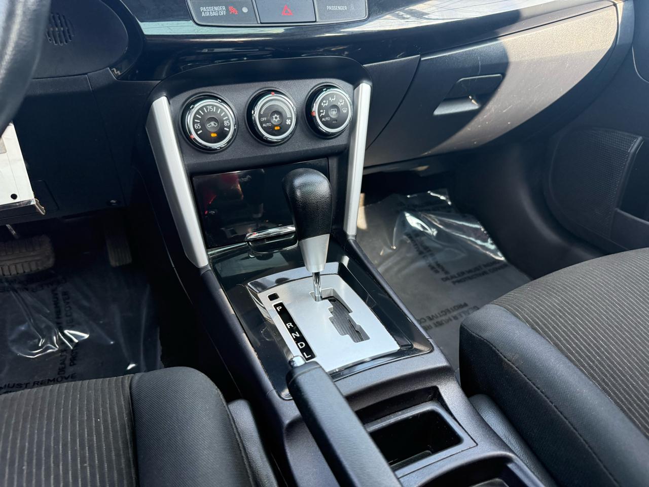 Mitsubishi Lancer 4dr Sdn ES Auto 2017