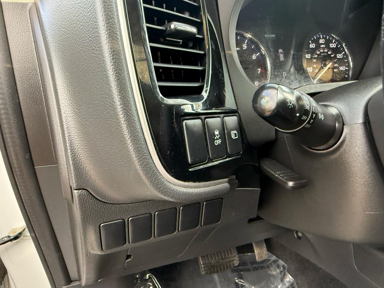 Mitsubishi Outlander SEL AWD 2018