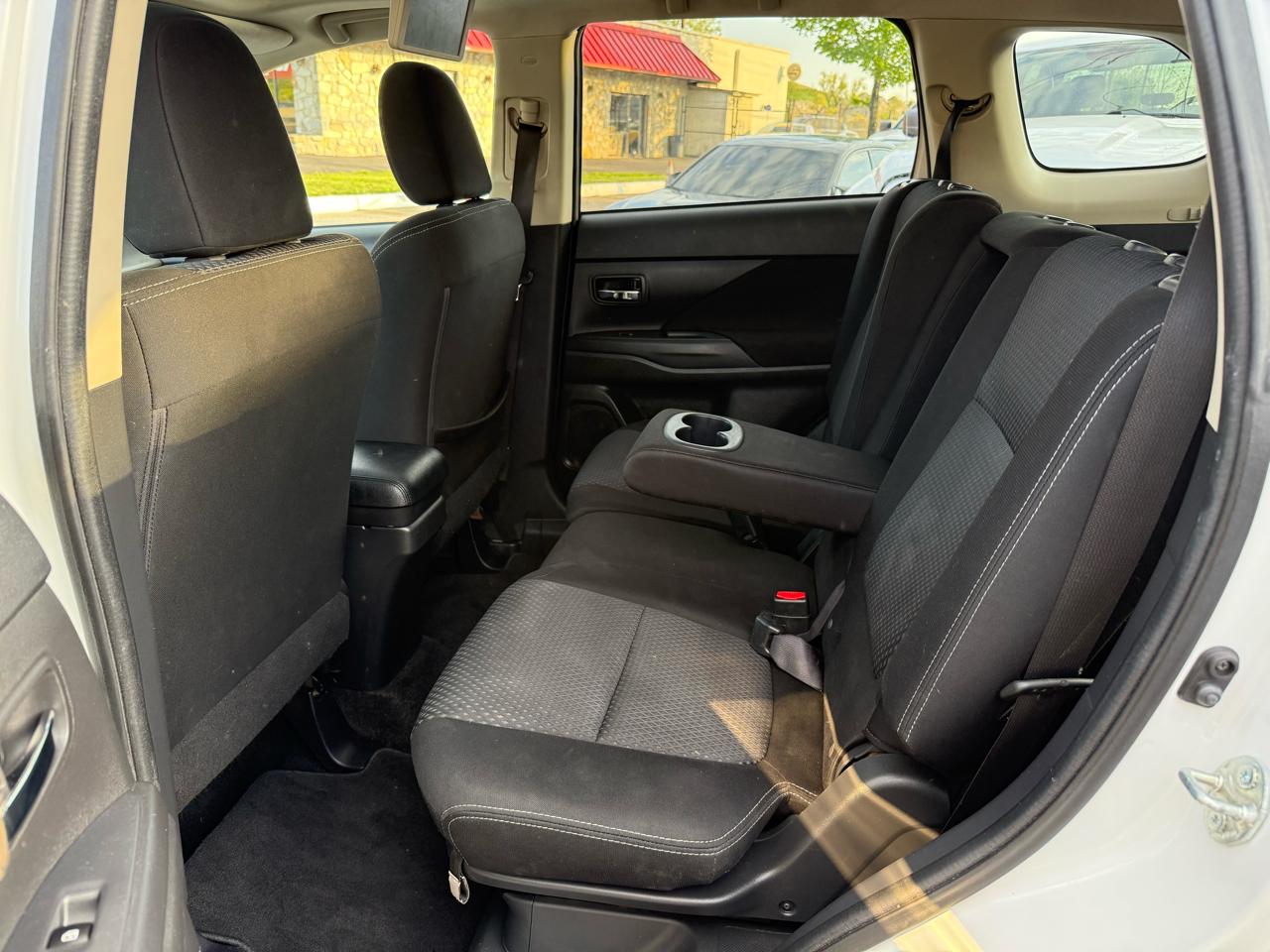 Mitsubishi Outlander SEL AWD 2018