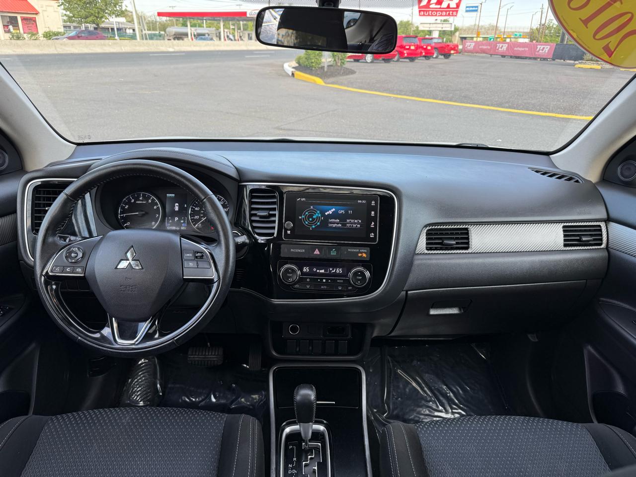 Mitsubishi Outlander SEL AWD 2018