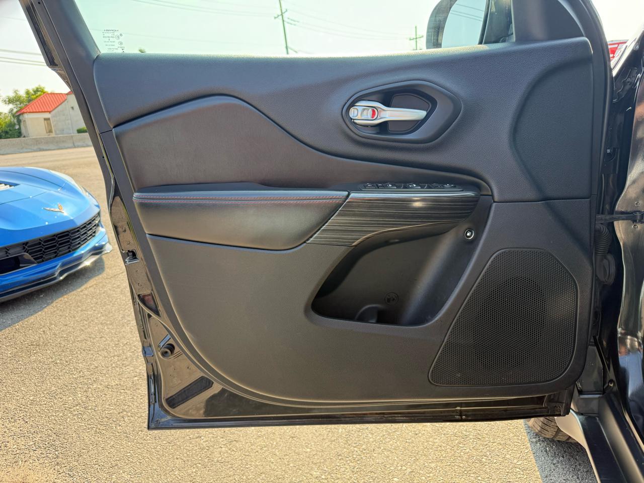 Jeep Cherokee Trailhawk 4WD 2014
