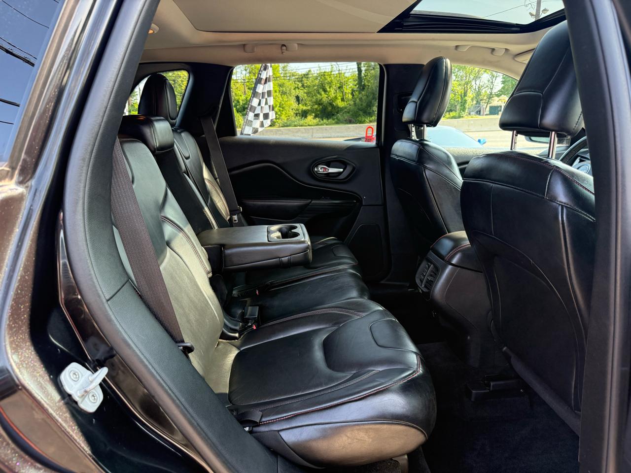 Jeep Cherokee Trailhawk 4WD 2014