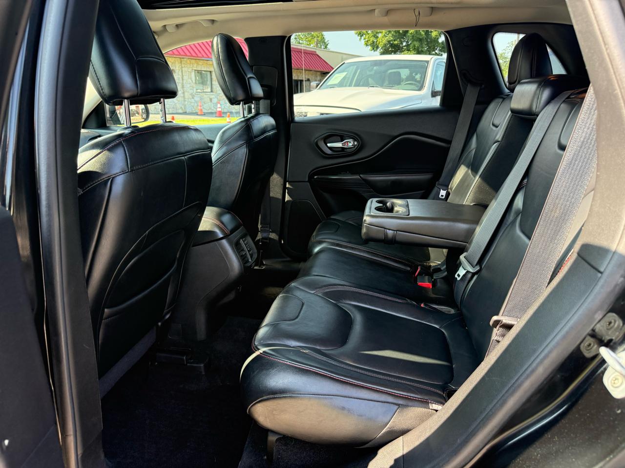 Jeep Cherokee Trailhawk 4WD 2014