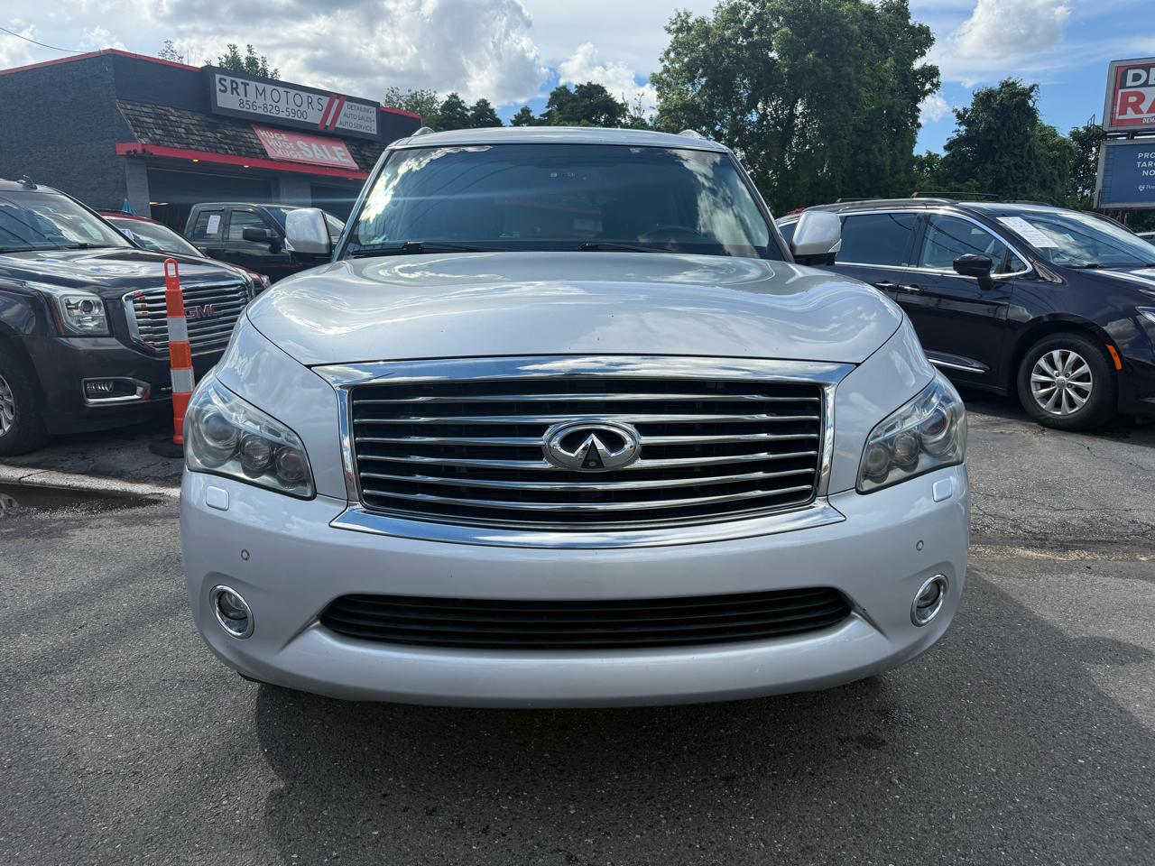 Infiniti QX56 4WD 2012