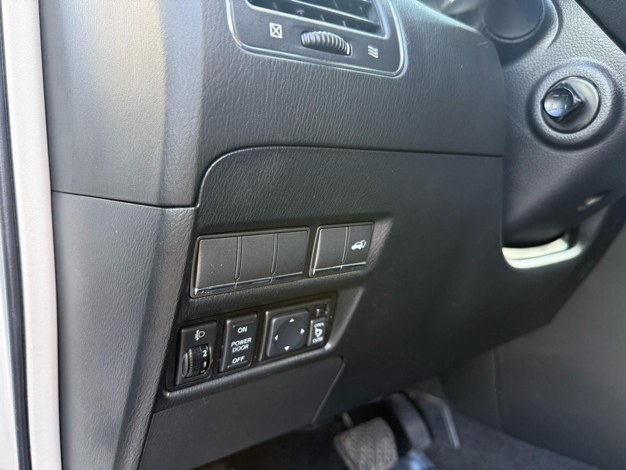 Infiniti QX56 4WD 2012