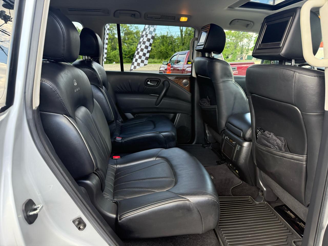 Infiniti QX56 4WD 2012