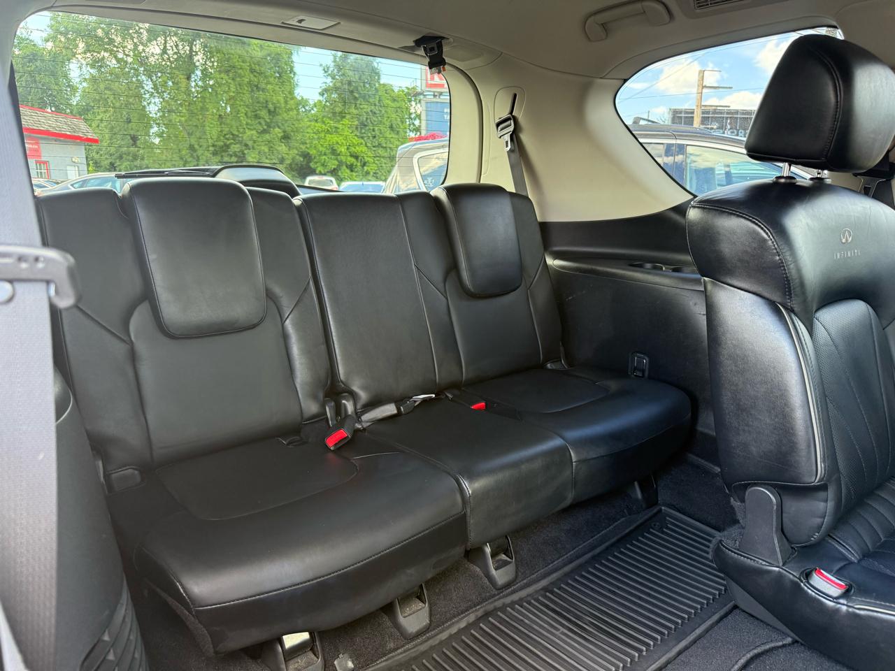 Infiniti QX56 4WD 2012