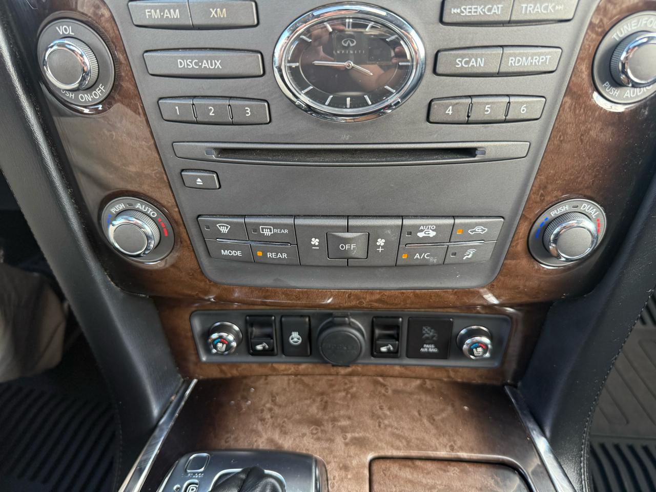 Infiniti QX56 4WD 2012