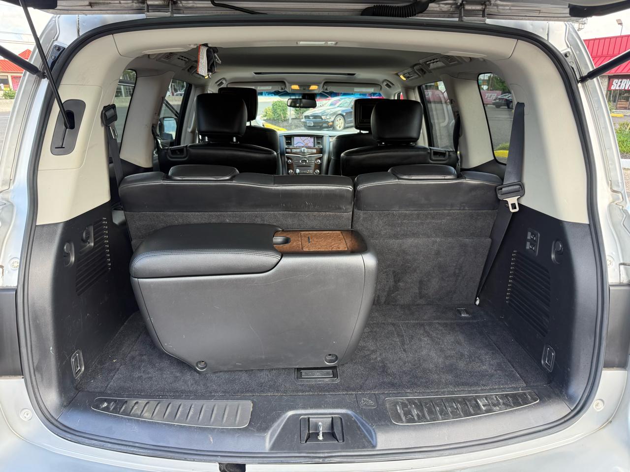 Infiniti QX56 4WD 2012