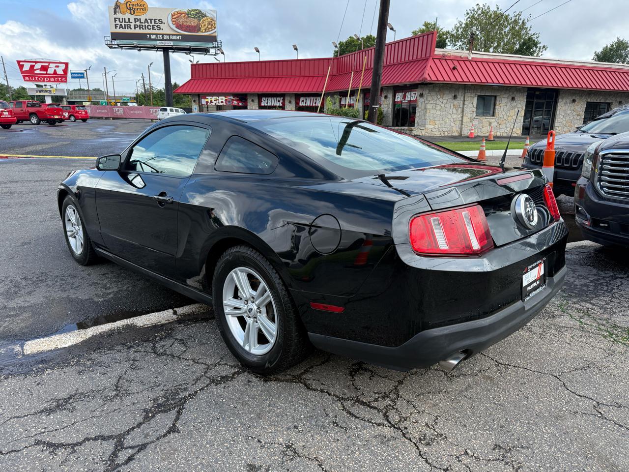 Ford Mustang V6 Coupe 2012