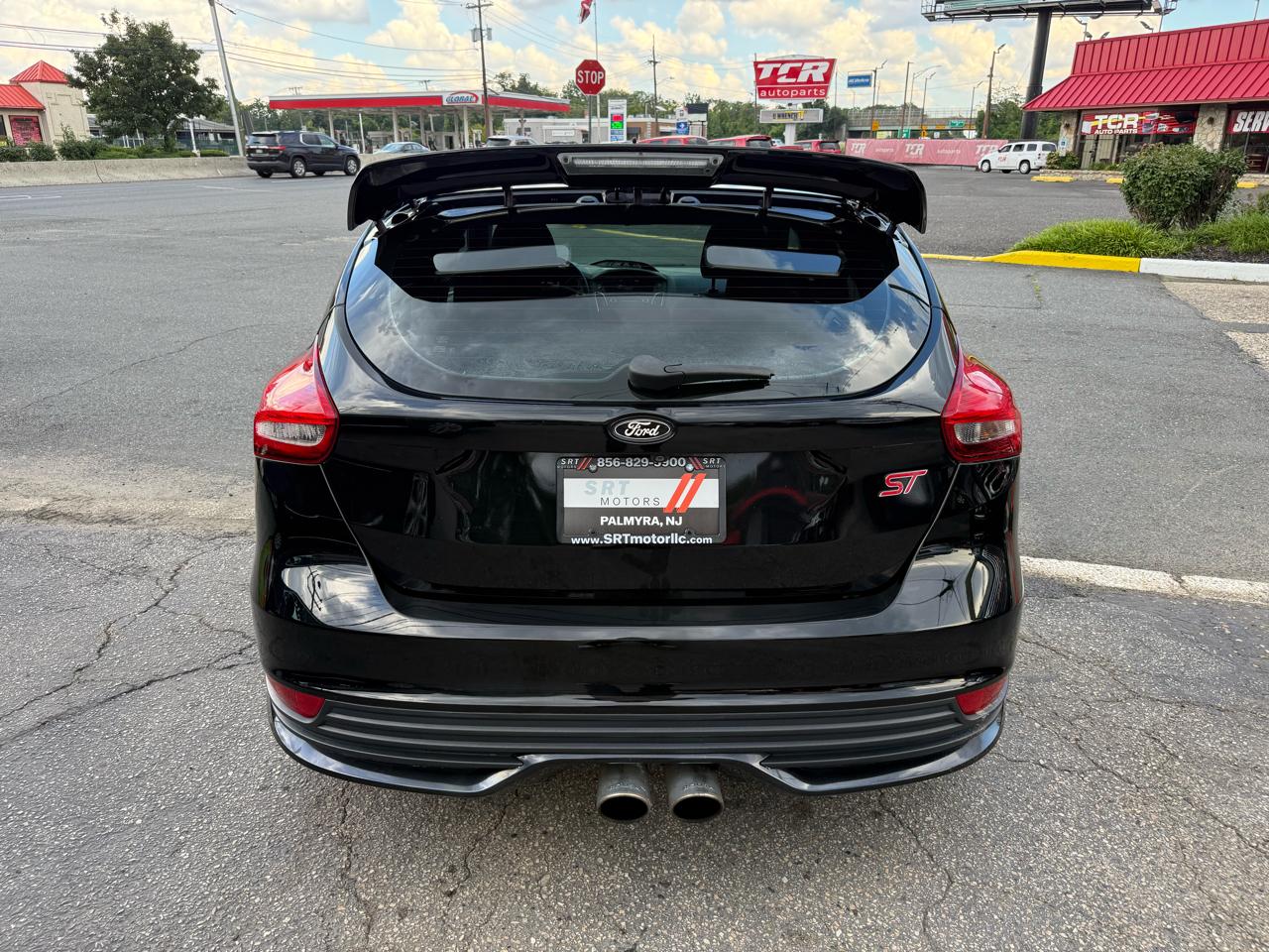 Ford Focus ST Hatch 2016